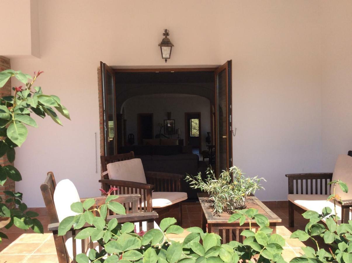 Santa Marta casa rural con pista de padel Hostal Archidona Exterior foto