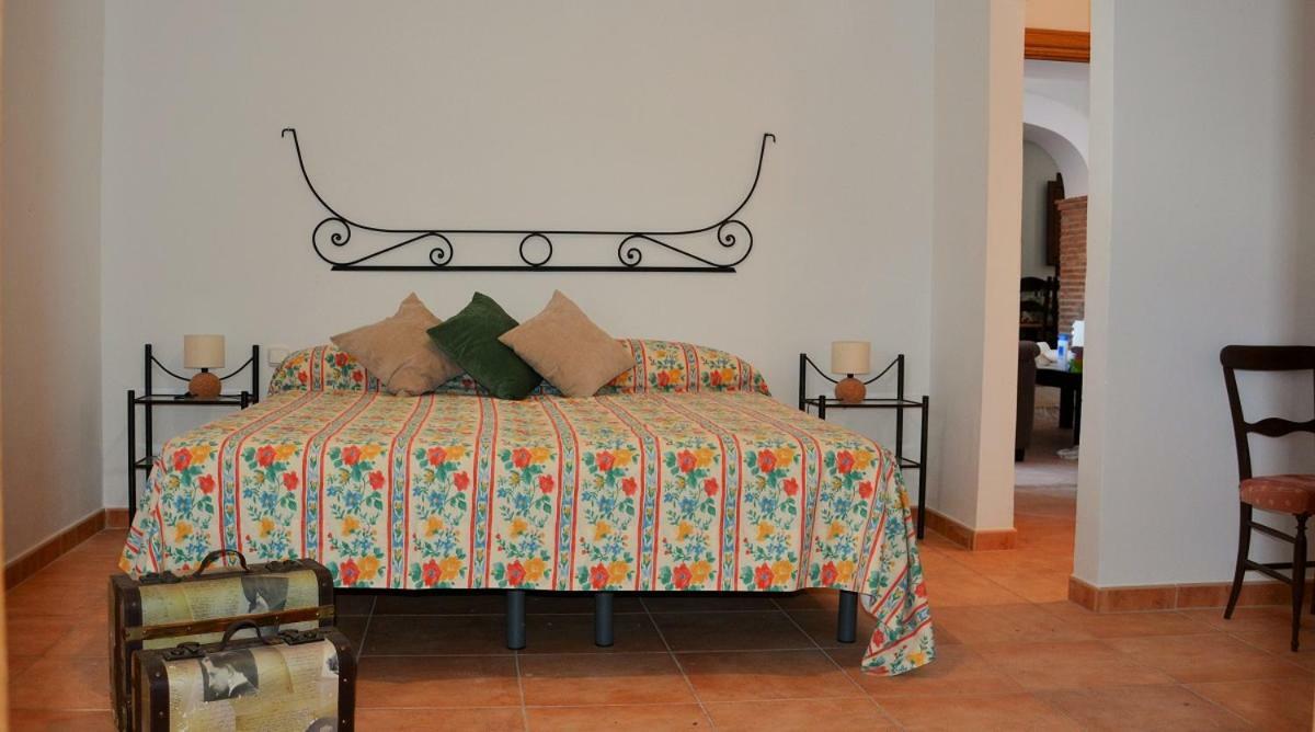 Santa Marta casa rural con pista de padel Hostal Archidona Exterior foto